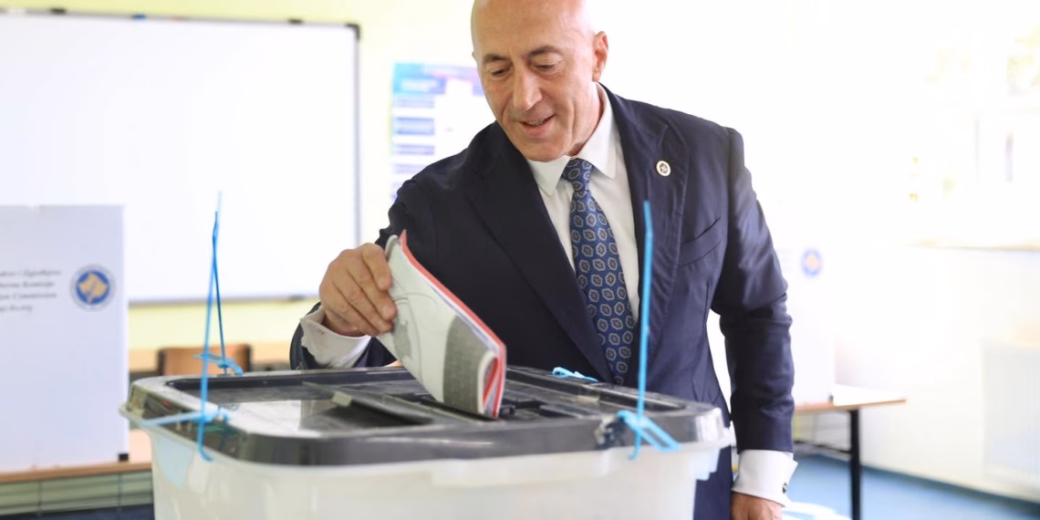 Haradinaj falënderon votuesit: Sovrani flet, të tjerët heshtin