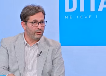 Komoni: AAK-ja do të dalë fituese në zgjedhjet e 7 qershorit