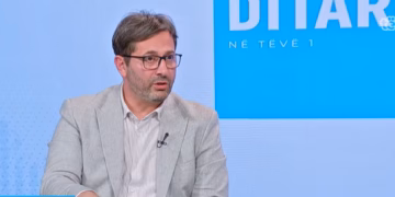 Komoni: AAK-ja do të dalë fituese në zgjedhjet e 7 qershorit