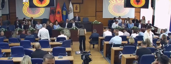 Kuvendi i Prishtinës mban seancë solemne për 27-vjetorin e Çlirimit të kryeqytetit