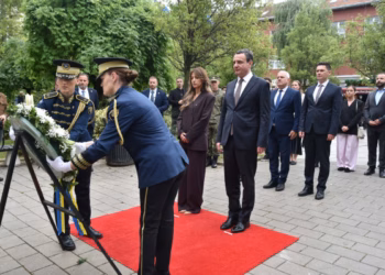 Haxhiu e Kurti: Trashëgiminë që na lënë dëshmorët dhe heronjtë ta kemi si udhërrëfyes për shtetin