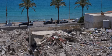 Sulmi izraelit lë të vrarë dy persona në Liban, pavarësisht një armëpushimi në fuqi