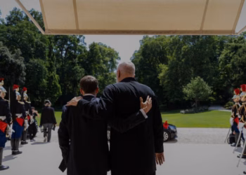 Përfundon takimi Rama–Macron në Paris, dy orë bisedime mes dy liderëve