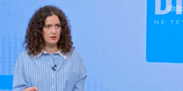 Rrusta: Kurti po synon ta kapë Prokurorinë, ndërsa afrimi Osmani–Abdixhiku nuk sjell energji të re