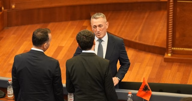 Mandati i Rashiqit dhe kriza e përfaqësimit serb në Kosovë