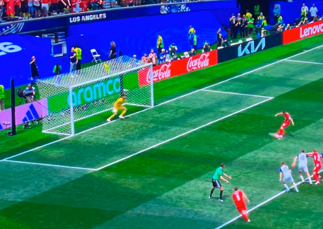 Zvicra me fitore bindëse kundër Bosnjës, shënon Xhaka