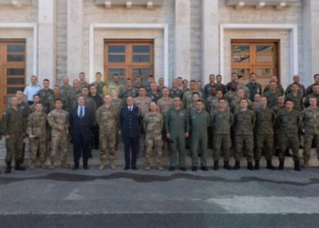 FSK pjesë e konferencës së Forcave Ajrore Amerikane për Evropë, ushtarët vizitojnë Bazën Ajrore të Kuçovës në Shqipëri