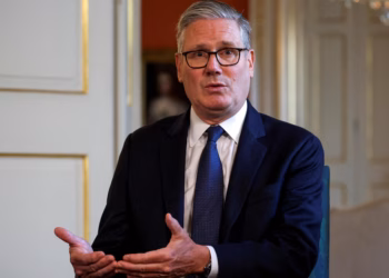 Kryeministri Starmer jep sinjal për pushim zyrtar nëse Anglia fiton Botërorin