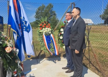 Në Kroaci zbulohet pllaka përkujtimore për 10 viktimat nga Kosova të aksidentit tragjik të vitit 2021