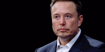 Miliarderi Elon Musk: Në vitin 2036 paratë nuk do të kenë më rëndësi