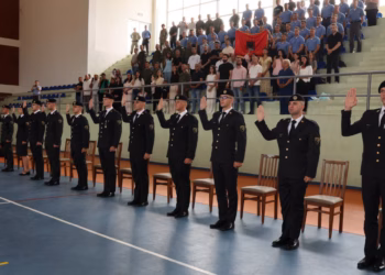 12 kadetë të FSK-së diplomojnë dhe betohen si oficerë të rinj