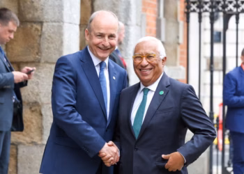 Irlanda merr presidencën e BE-së