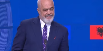 Rama nga Brukseli për projektin në Zvërnec: Procesi vijon, vendimi do të merret sipas standardeve europiane