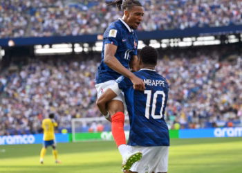 Franca eleminon Suedinë, Mbappe shënon dy gola