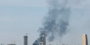 Arabia Saudite thotë se rezervon të drejtën për t’u përgjigjur pas sulmit me dron të Huthëve