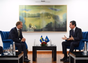 Kurti priti në takim lamtumirës ambasadorin e Suedisë, Westerlund