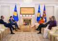 Haxhiu pret në takim lamtumirës ambasadorin e Zvicrës, e falënderon për bashkëpunimin