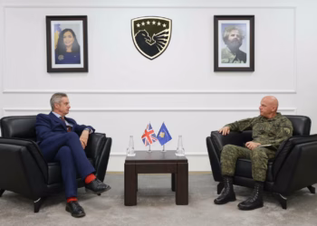 Jashari e Hargreaves pajtohen për vazhdimin e bashkëpunimit për zhvillimin e FSK-së