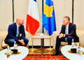 Ministri francez arrin në Kosovë, takohet me kryenegociatorin e Kosovës me BE-në