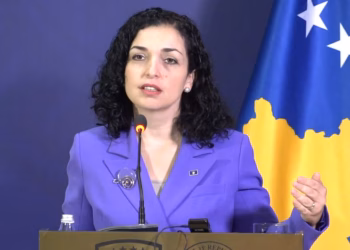 Osmani për policët e rënë në detyrë: Bunjaku, Zymeri dhe të gjithë heronjtë dëshmuan se Kosova nuk përkulet para askujt