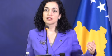 Osmani për policët e rënë në detyrë: Bunjaku, Zymeri dhe të gjithë heronjtë dëshmuan se Kosova nuk përkulet para askujt