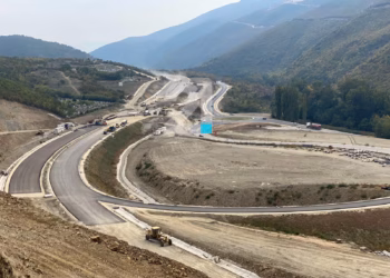 Basha: Nënshkrimi i kontratës për autostradën Shkup – Bllacë është lajm i mirë
