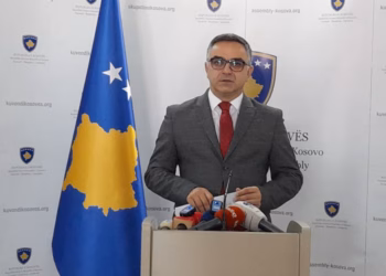 Tahiri: Mos e shtyni konstituimin e Kuvendit, çdo vonesë dëmton Kosovën