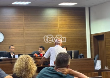 Dëshmitari rrëfen momentet e para pas plagosjes së rreshterit Lika: E pyeta ‘Muhamet, kush?’, por i doli gjak nga goja