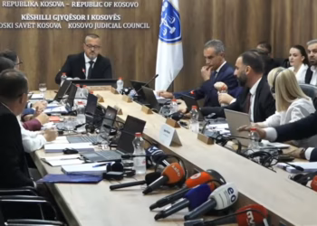 Fillon mbledhja e KGJK-së, pritet të vendoset “fati” i gjyqtarëve serbë të dorëhequr