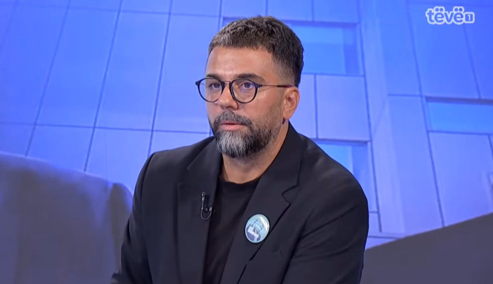 Behrami: Kurti ta ndërpresë vizitën në Greqi dhe t’i nisë negociatat për presidentin