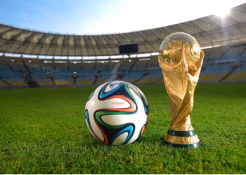 FIFA zyrtarizon super-spektaklin e finales së Botërorit, Justin Bieber, Madonna, Shakira dhe BTS në skenë