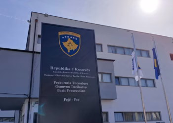 Aktakuzë ndaj tre personave për narkotikë dhe ryshfet, tentuan të fusnin marihuanë në Burgun e Dubravës