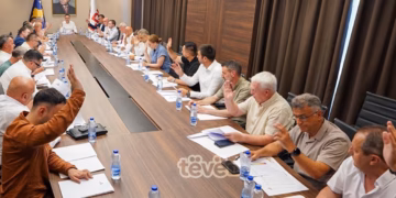 Kërkohet shkarkimi i Abdixhikut, në LDK dorëzohen nënshkrimet për Kuvend të jashtëzakonshëm