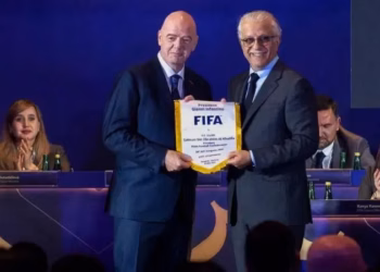 Kundër Infantinos del edhe Konfederata Aziatike e futbollit, AFC