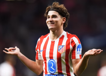 ​Barcelona përgatit planin B nëse dështon transferimi i Alvarez