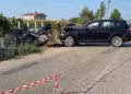 Aksident në Divjakë, humb jetën 39-vjeçari, lëndohen 5 persona, mes tyre 3 fëmijë