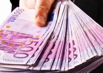 Banka dorëzon qindra euro në policinë e Prizrenit, dyshohet për para të falsifikuara