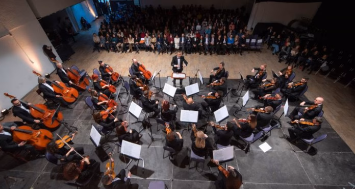 Filharmonia e Kosovës sonte vjen me koncert dedikuar 250-vjetorit të pavarësisë së Amerikës