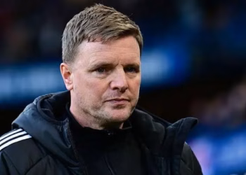 Trajneri Eddie Howe largohet nga Newcastle