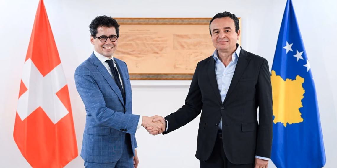 Kurti pret në takim lamtumirës ambasadorin zviceran, e falënderon për kontributin në forcimin e partneritetit me Kosovën