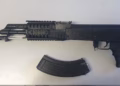 Kanosje me armë në Obiliq, arrestohet i dyshuari dhe i sekuestrohet AK-47