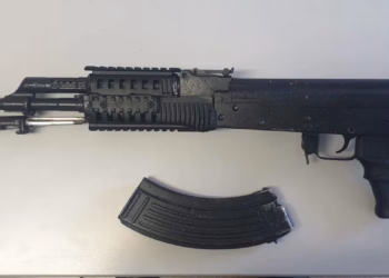 Kanosje me armë në Obiliq, arrestohet i dyshuari dhe i sekuestrohet AK-47
