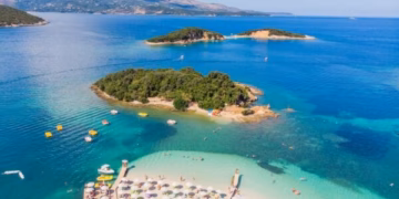 “Shqipëria një surprizë e bukur”, italianët mbizotërojnë turizmin shqiptar, pasohen nga kosovarët