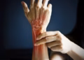 5 mënyra për të mbajtur kockat tuaja të forta pas moshës 50 vjeç
