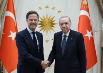Në prag të Samitit të NATO-s, Erdogan zhvillon takim me Rutten në Ankara