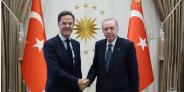 Në prag të Samitit të NATO-s, Erdogan zhvillon takim me Rutten në Ankara
