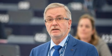 Eurodeputeti gjerman pas deklaratës skandaloze të ministres serbe Paunoviq: Pres shkarkimin e saj
