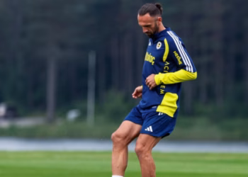 Fenerbahçe pret rikthimin e Muriqit në stërvitje