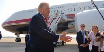 Trumpi falënderon Emirin e Katarit për Air Force One të ri