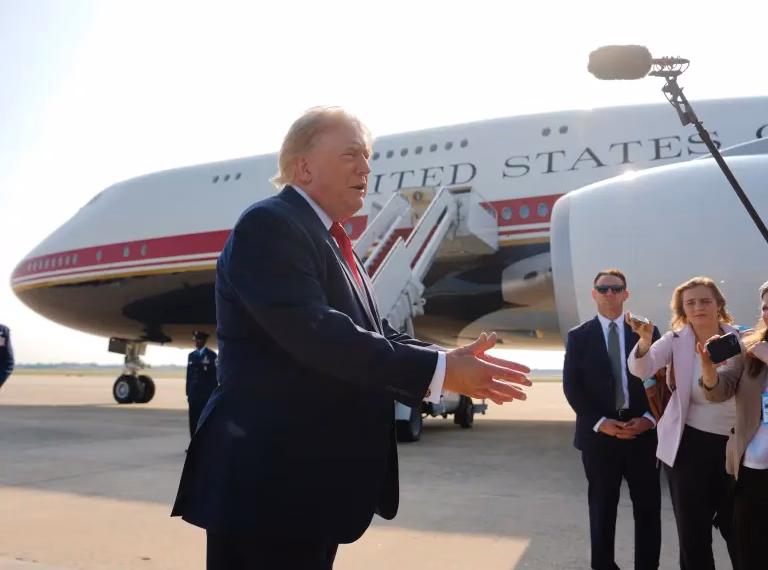 Trumpi falënderon Emirin e Katarit për Air Force One të ri